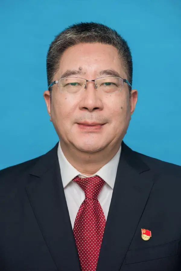 邬堂春