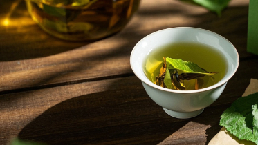 科普，桑叶茶的魅力：与血糖平稳同行的<span style="color: #da4707">天然</span>伴侣