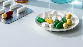 儿童常见呼吸道感染药物——你需要知道的蓝芩口服液与氨酚伪麻那敏分散片!
