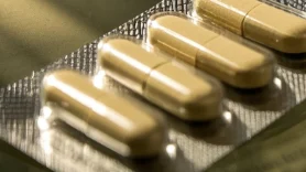 卵巢癌药物治疗解析:精准选择与应对策略